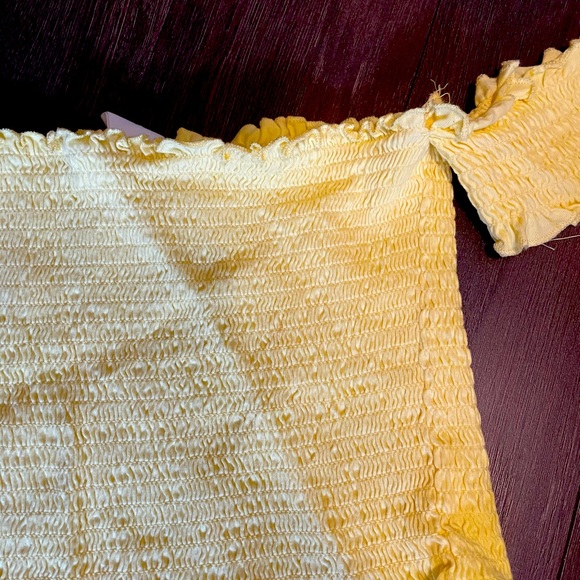 Yellow off shoulder smocked crop top! - Picture 2 of 3